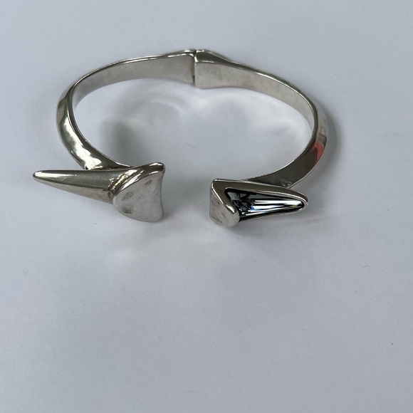 Uno de 50 Swarovski bangle - Picture 3 of 5